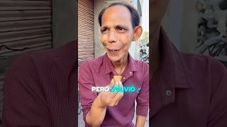 El amigo confundió la señal con un beso