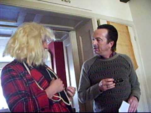 Miss Baksel kruipt in de huid van Margreet Dolman en Dominee Gremdaat is er ook....