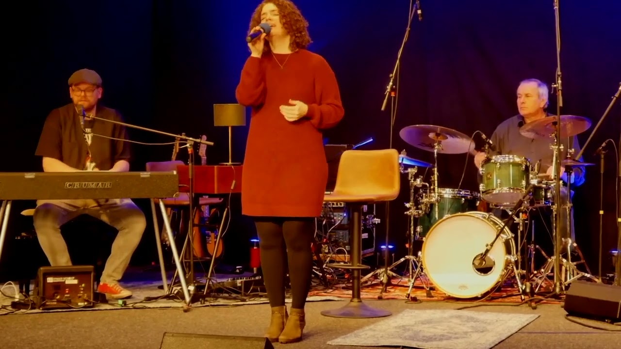 Video: The MusiX "You can't hurry love" thumbnail