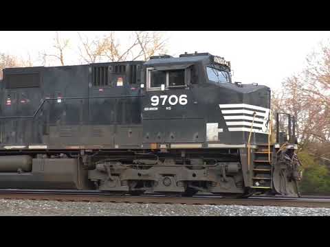 Norfolk Southern 203 at Bristow with a Crew Change 4-14-18