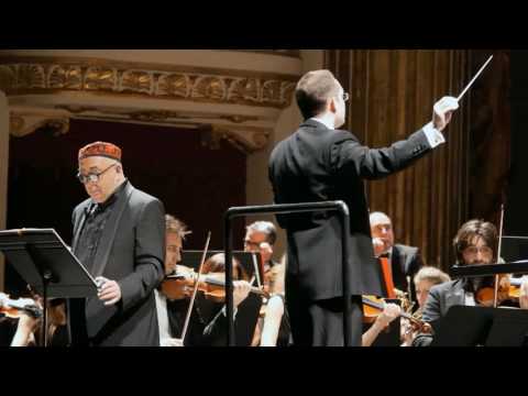 Peppe Barra in "Pierino e il lupo " di S. Prokofiev