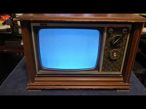 Smallest Console TV? RCA AM100L. New find, first power up.