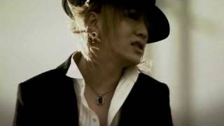 the GazettE - Chizuru (PV)