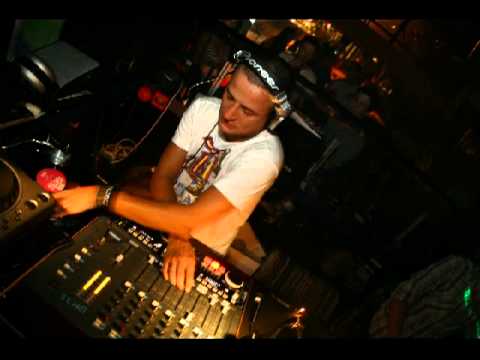 DJ Pavo Oldskool / Early Hardcore