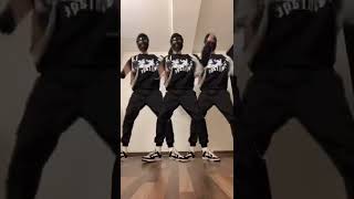 Ich check‘ jetzt erst, dass ich gar keine Airforce an habe 😂💙 #fyp #vi