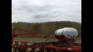 preview picture of video 'Case IH 1220 Planter Demo'
