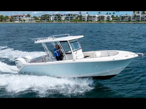 2023 Robalo R302 Center Console Video