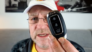 Hyundai Kona Electric: Batteriewechsel der Funkfernbedienung / CR2032 für Autoschlüssel (4k)