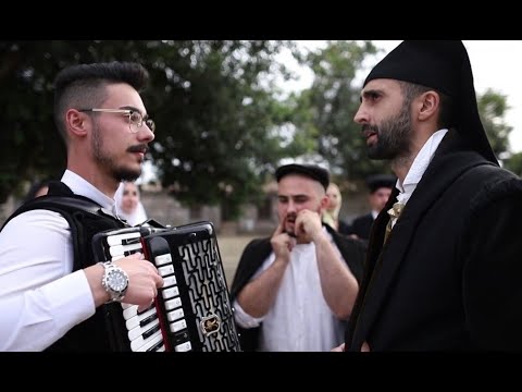 Pro Ilartzi, ballittu di Matteo Scano. Con Gianluca Fadda ed Emmanuele Calvia.