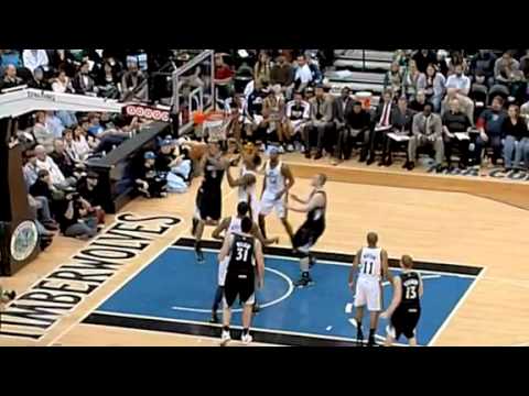 Michael Beasley grabs the pass and drops the reverse