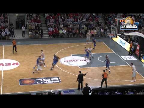 FRAPORT SKYLINERS vs Brose Baskets - 67:76 - Beko BBL - 7. Spieltag