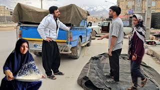 Download lagu Abbas bought a tarpaulin for the car because she had to carry loads on rainy days 🌧 mp3 Download lagu Abbas bought a tarpaulin for the car because she had to carry loads on rainy days 🌧 mp3