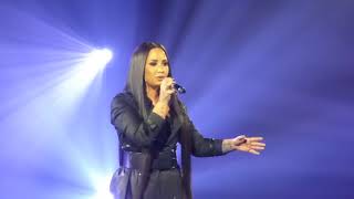 Demi Lovato - Intro + You Don't Do It for Me Anymore - Live in Paris (TMYLM Tour - 4/6/18)
