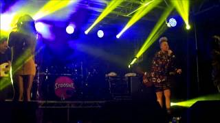 Stooshe - Kiss Chase - Kempton Racecourse