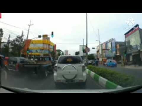 (CCTV) BEST OF DASHCAM - CAR CRASHES AND ROAD FAILS - Episode #34
