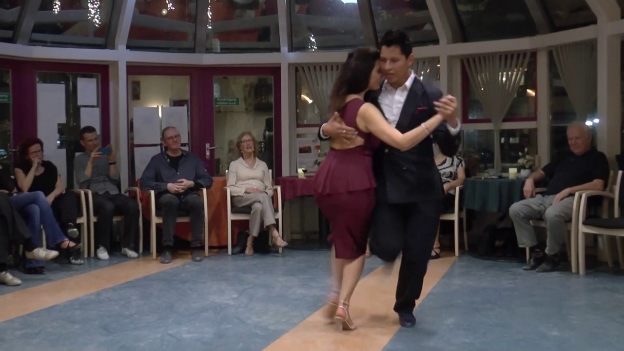 Mariel Filadoro & Diego Churquina in Milonga De Mi Barrio "Ella Es Asi" E.Donato