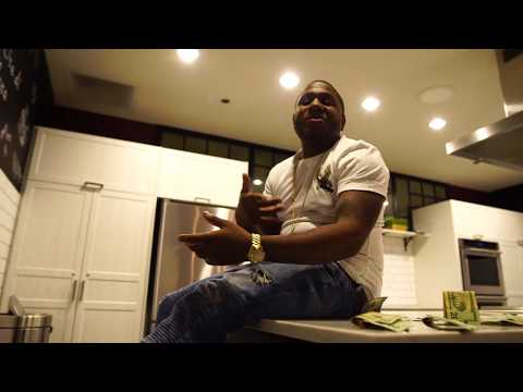 SMB STUNNA  feat MIKEY DOLLAZ  - WHIP IT