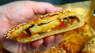 בורקס חם חמשת המשאלות The five wishes hot pastry מטבח בקלי קלות ליהי קרויץ (ליהי קרויץ - מטבח בקלי קלות) - התמונה מוצגת ישירות מתוך אתר האינטרנט יוטיוב. זכויות היוצרים בתמונה שייכות ליוצרה. קישור קרדיט למקור התוכן נמצא בתוך דף הסרטון