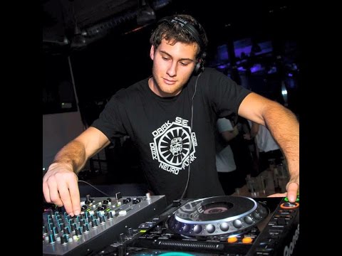 Cherw & Lifesize MC at Storm Club Prague