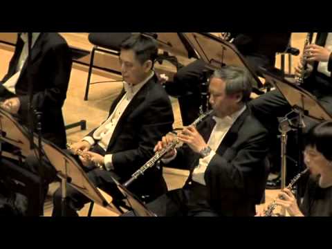 Bernard Tan: Guitar Concerto, 1st movement Allegro Moderato, with Kevin Loh and the SSO/Lan Shui