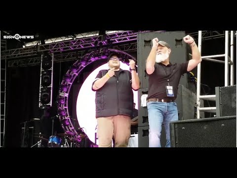 Sign1News crew dances night away at Atlanta Pride Celebration (ASL - 10.14.19)
