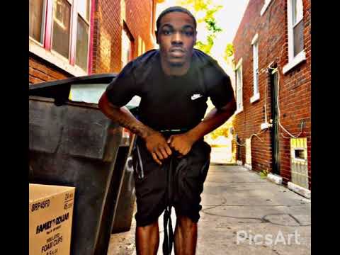 MoeMoneyAce x Give me dat ( Official audio)