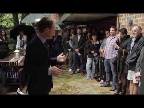 Bidders ready! Agent gets auction off to a firing start