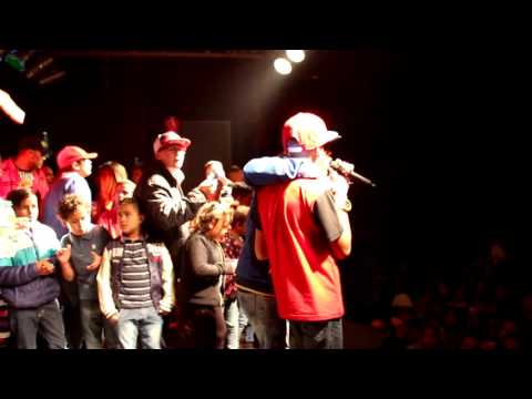 MC Bó Do Catarina e MC Andrewzinho - Show Jd  Damacena