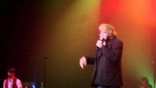 &quot;Everybody Loves Christmas&quot; Eddie Money