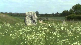 preview picture of video 'Wiltshire Wanderings (Exploring ancient history) Video guide'