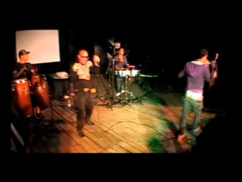 Insurrecto ft July Roby - El Matador  (live)