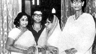 Download lagu Katha Diye Ele Na_S.D. Burman_Bengali.wmv mp3