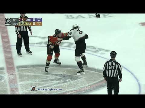 Liam O'Brien vs Nicolas Deslauriers Dec 17, 2021