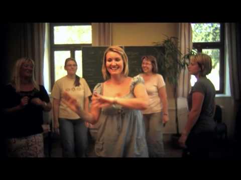 MENTEATRÁL / FESTIVAL DIVADEL S HERCI S MENTÁLNÍM POSTIŽENÍM