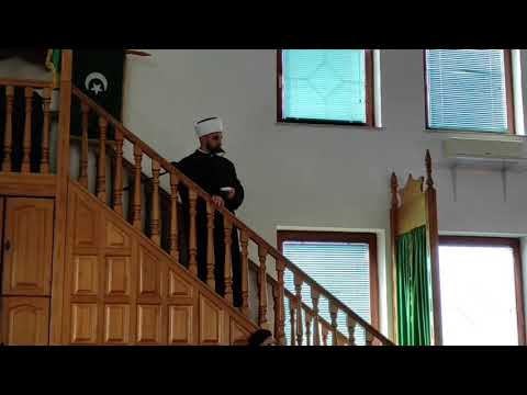 Ko sakrije sramotu svoga brata, Allah će sakriti njehovu i ma dunjaluku i ahiretu