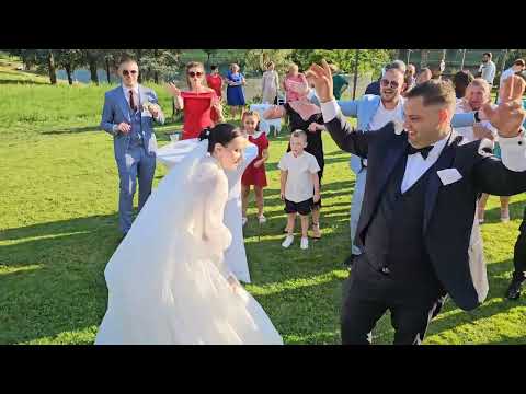 Concert sau Aperitiv? Primirea invitatilor la nunta!