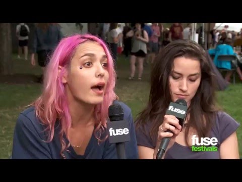 Warpaint - interview FUSE  @ Lollapalooza 2014