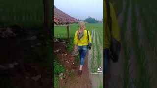 Download lagu Lagu Sunda Enak pisan mp3