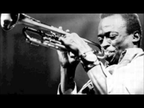 Miles Davis & Charlie Parker - A Night In Tunisia