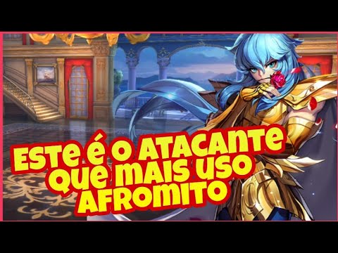 Why is Aphrodite of Pisces the favorite striker in Saint Seiya Awakening?