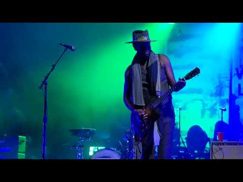 Gary Clark Jr. - When My Train Pulls In - Vancouver (09/10/19)