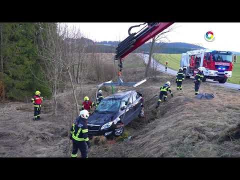 Kreuzungskollision forderte drei Verletzte