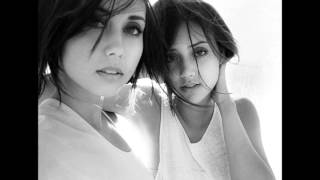 Meg &amp; Dia - Monster (Acoustic)