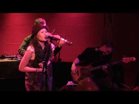 Shayna Zaid - It's You (live at Rockwood)
