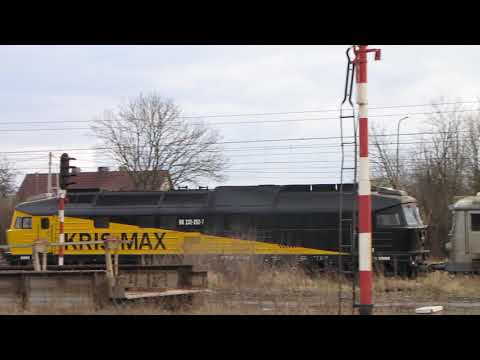 SKODA z Ludmiłą przejeżdża przez Opole Groszowice.