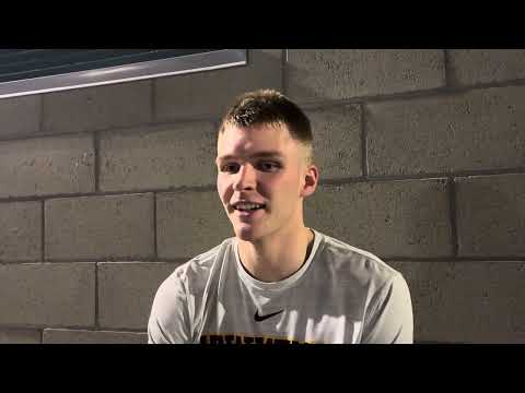 Bennett Stirtz reacts to Iowa basketball’s win over Ole Miss.