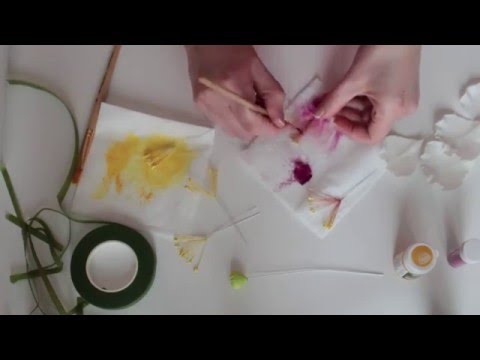 , title : 'Цветы из мастики для украшения торта. Как сделать сахарные цветы из сахарной пасты Gumpaste'