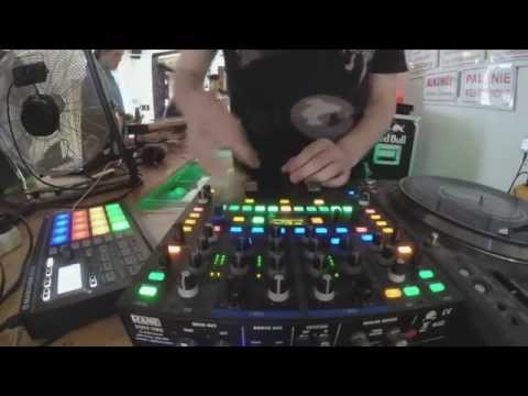 DJ Funktion - Pitchstop w klubie NRD (video set)