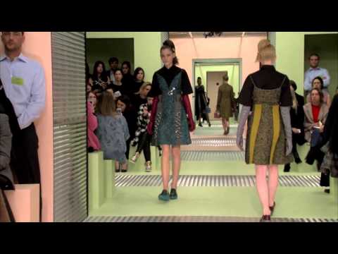 PRADA FALL WINTER 2015 WOMENSWEAR SHOW