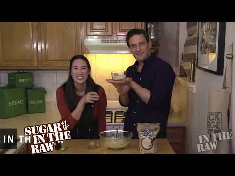 Backstage Bite with Eric William Morris Makes Some Beastly Banana Muffins Worthy of King Kong